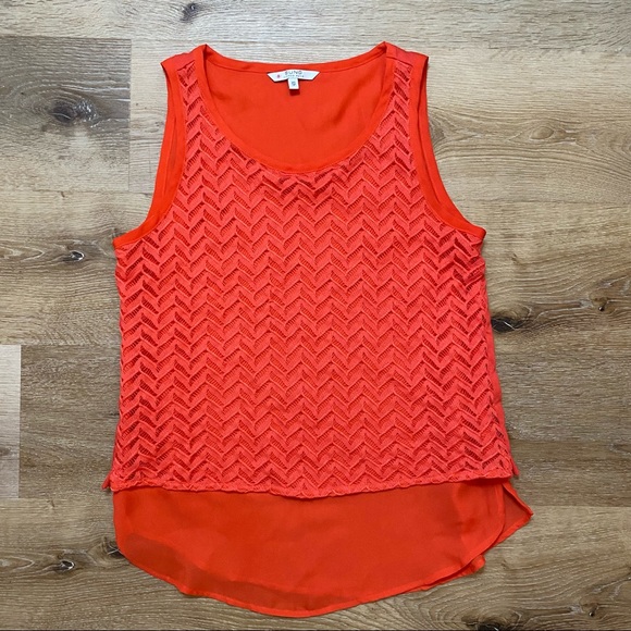 Alfred Sung Layered Tank Top with Crochet Details - Picture 4 of 8